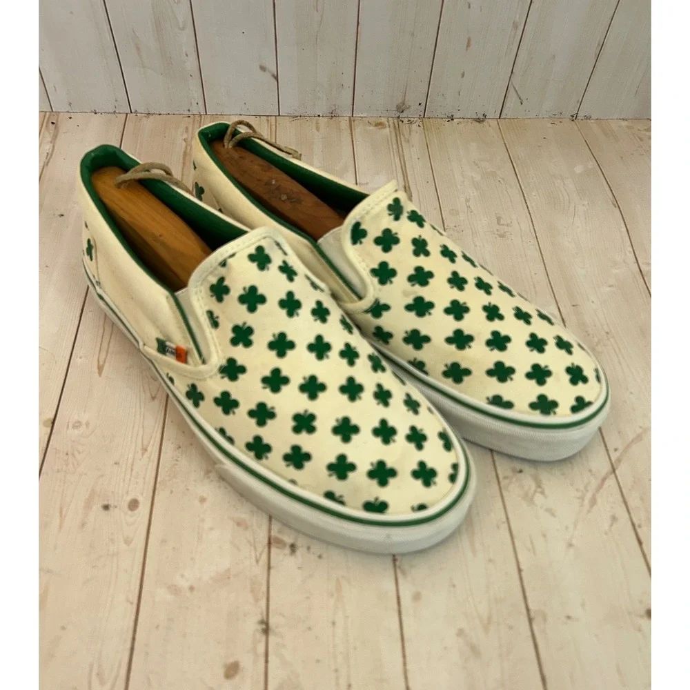 Vans Slip-On Shoes White with Green Clover Print